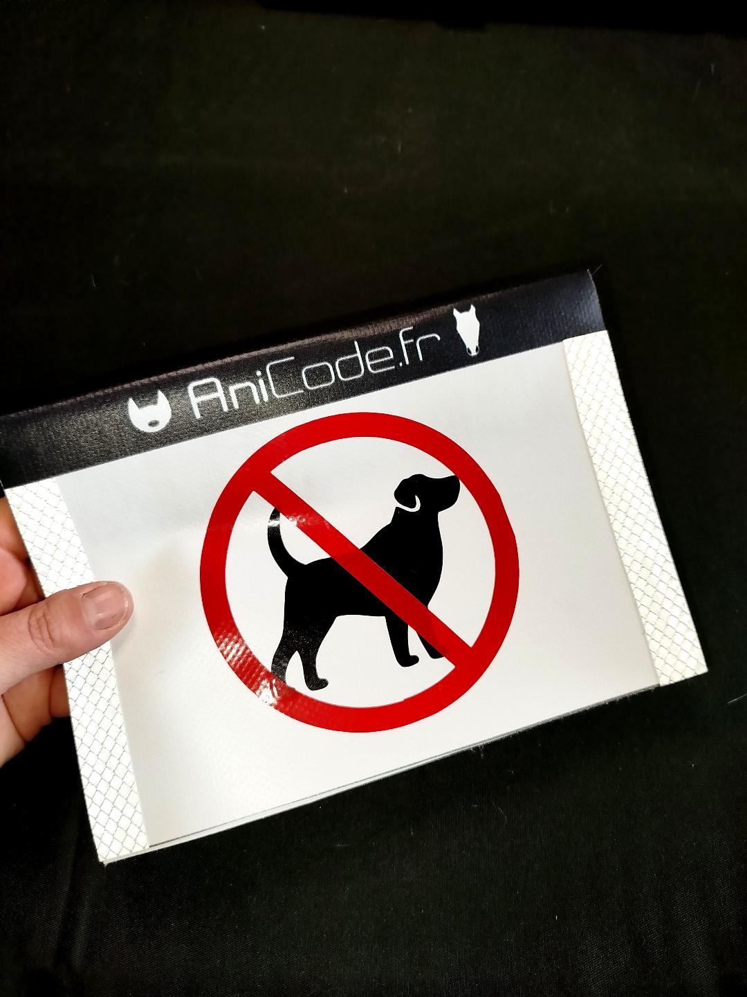 CaniFlag réflechisant à installer sur la laisse pour un maximum de prévention